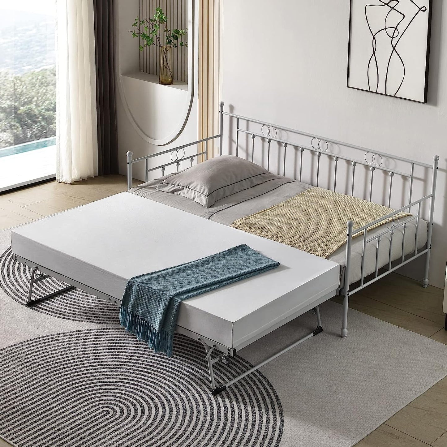 Daybed with Pop Up Trundle